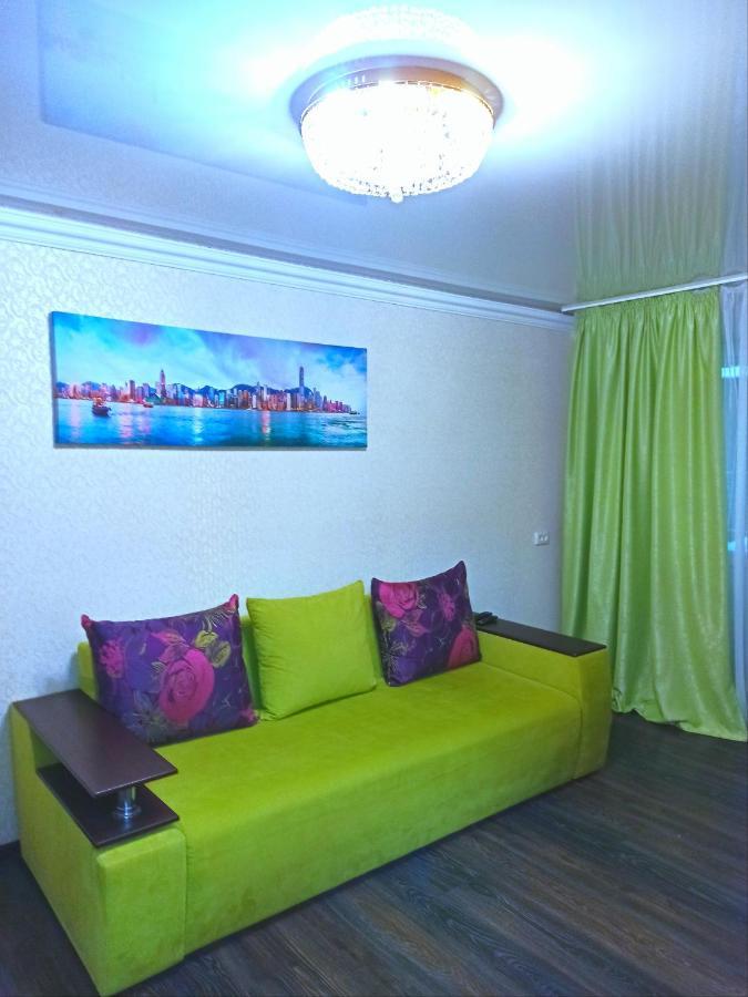 Затишок У Самому Центрі Дніпра Apartment Dnipro Exterior photo